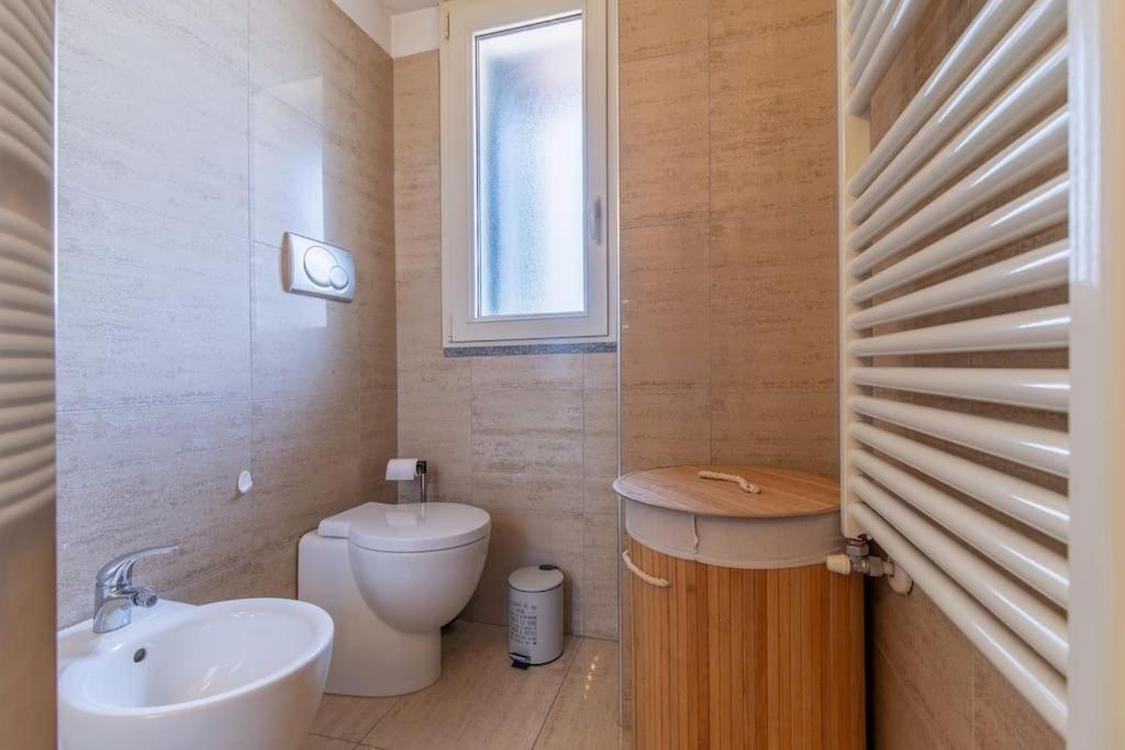 Unique & Strategic Flat, 50m From M4 Station Appartement
